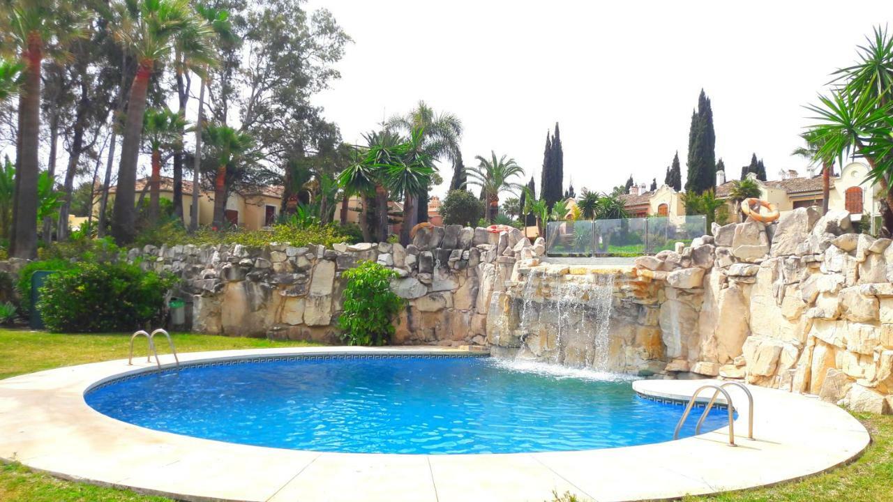 Apartamento El Velerín Estepona Exterior foto
